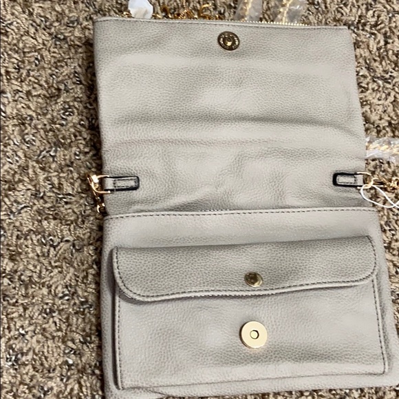 Handbag - Picture 3 of 4